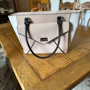 Kate Spade Elegant Beige and Cream Women's Handbag